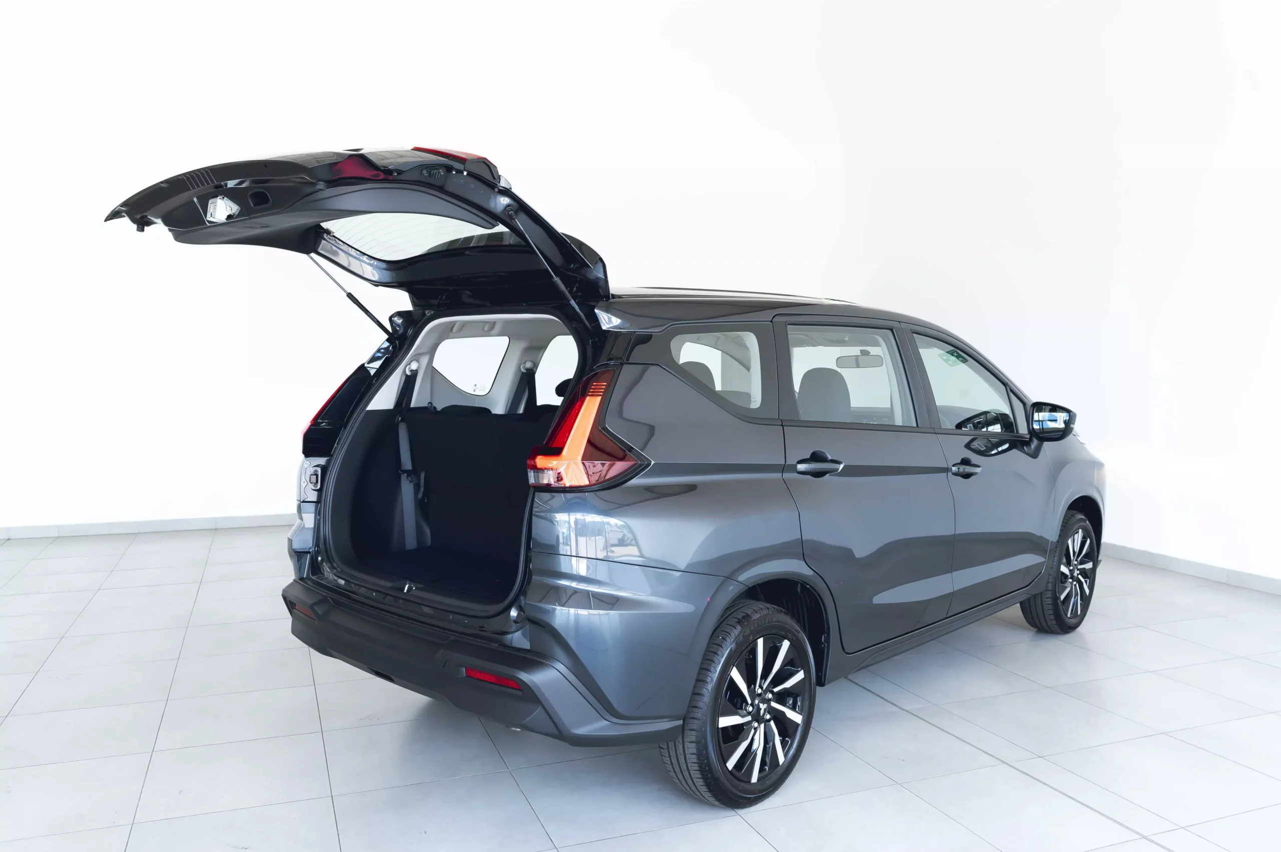 Vehicle Image for 2/3for Mitsubishi Xpander 1.5 manual (manual | petrol)