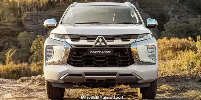 Vehicle Image for 3/8for Mitsubishi Pajero Sport 2.4DI-D 4x4 Exceed