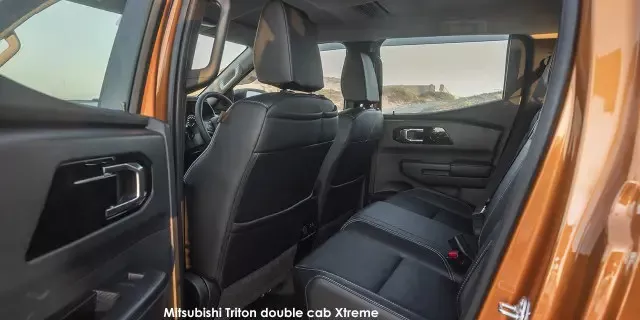 Vehicle Image for 8/8for Mitsubishi Triton 2.4DI-D double cab Xtreme