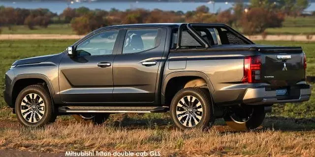 Vehicle Image for 3/10for Mitsubishi Triton 2.4DI-D double cab GLS auto