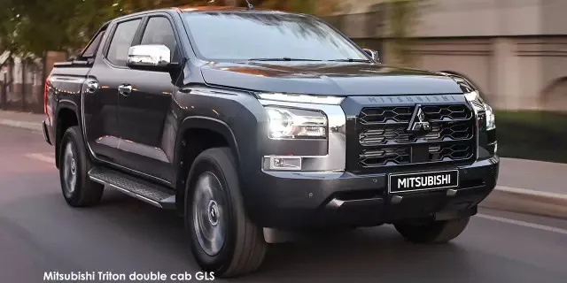 Vehicle Image for 9/10for Mitsubishi Triton 2.4DI-D double cab GLS auto